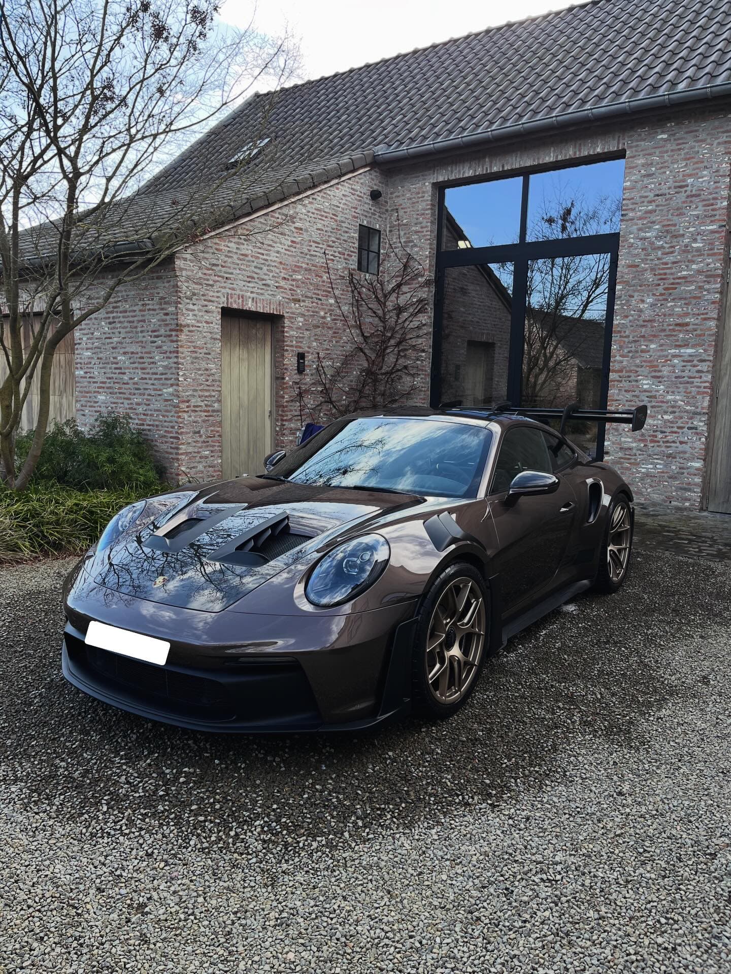 Full Detail — Porsche 911