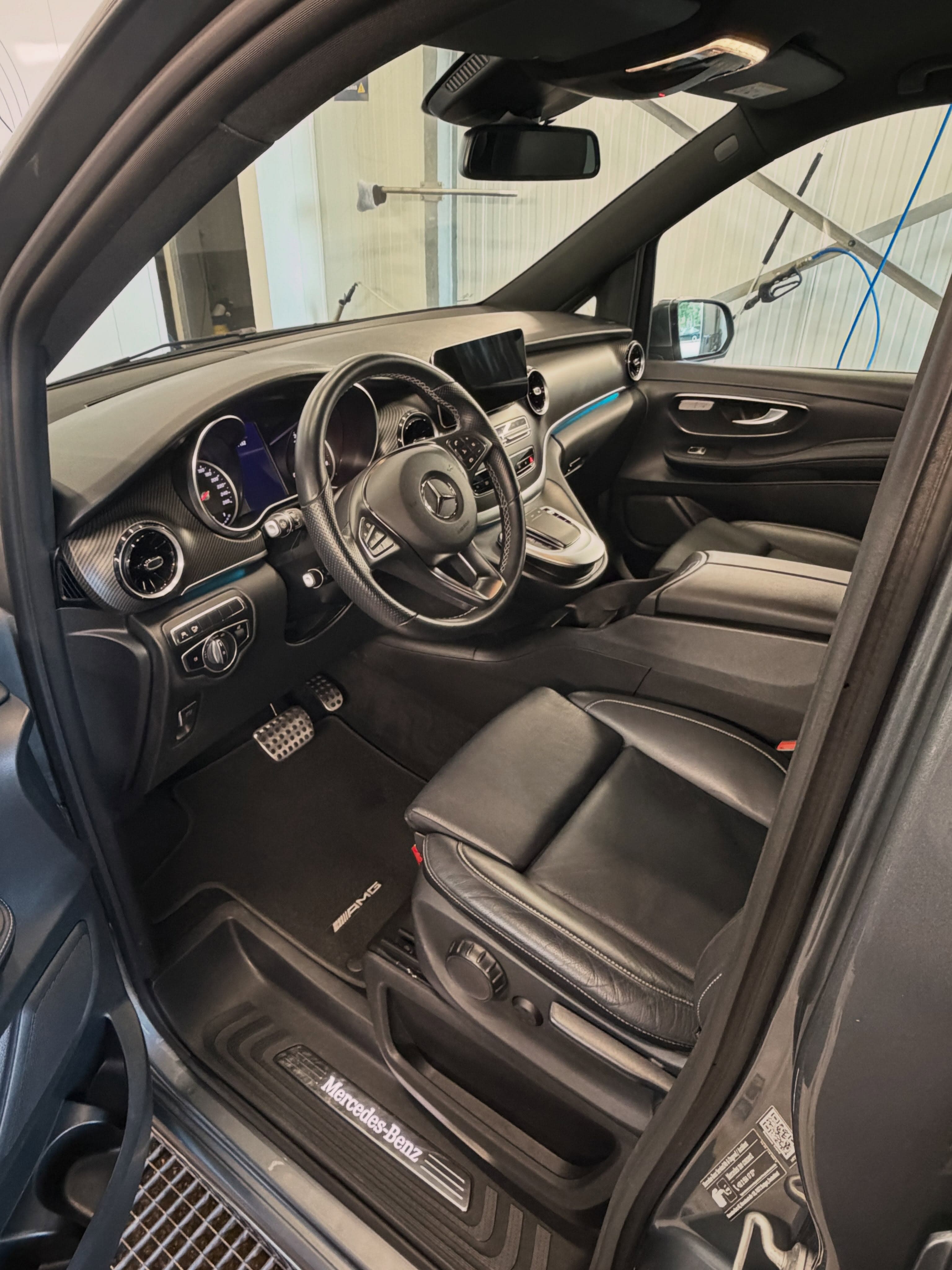 Interior — Mercedes G63
